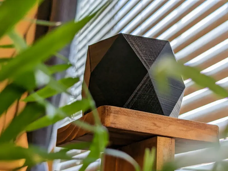 TOPTAN3D - Drenaj Delikli Geometrik Sukulent Saksı (2) Geometrik Sukulent Saksı - Drenaj Delikli Saksı